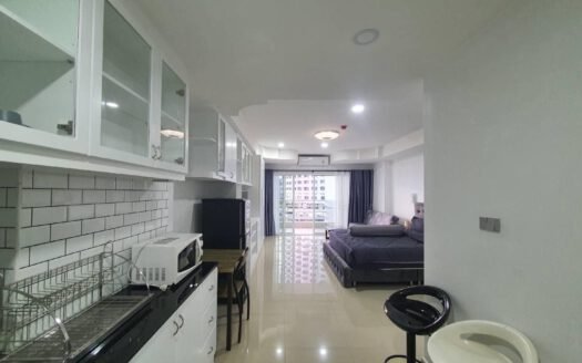 View Talay 8 studio with seaview for rent